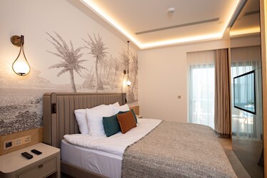 Standard Room Pool Direct Access