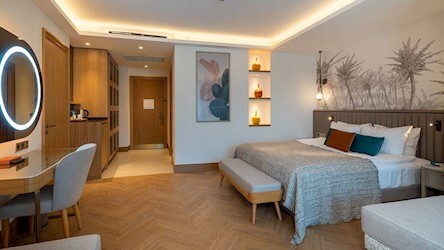 Large Room Pool Direct Access