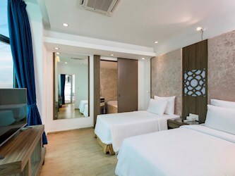 Deluxe Family Room Sea View