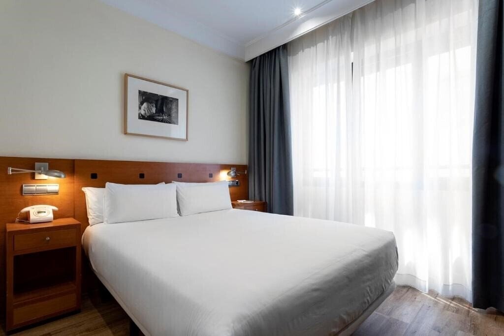 Hotel Petit Palace Cliper Gran Via 3*