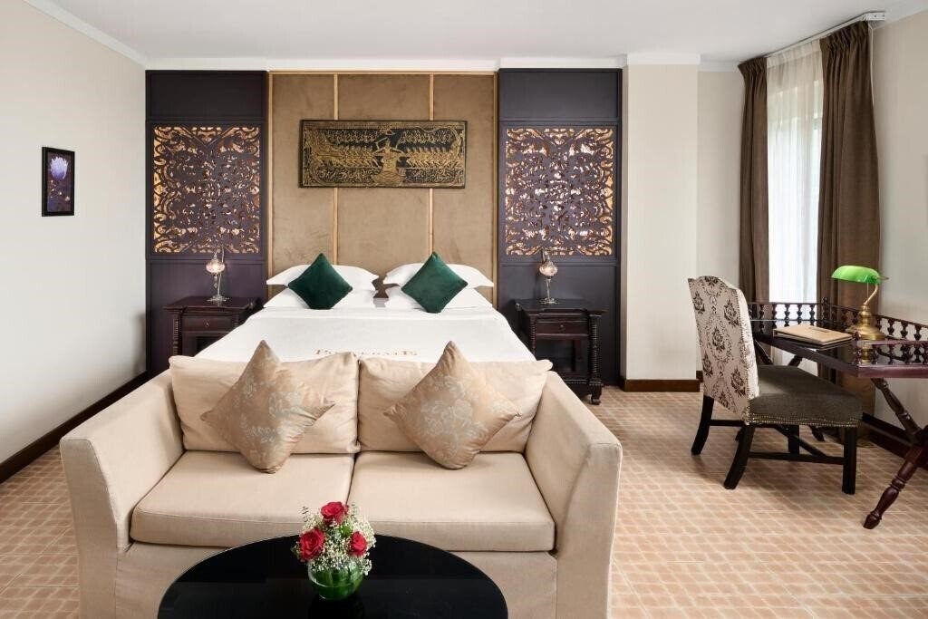 Imaginea Palace Gate Hotel Resort 5*