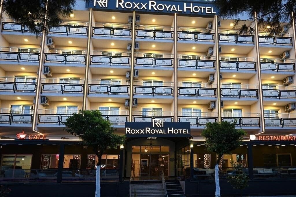 Imaginea Roxx Royal Hotel (ex. Kusadasi Roxx Royal Hotel Konaklama, Hotel Roxx Royal, Santur Hotel) 3*